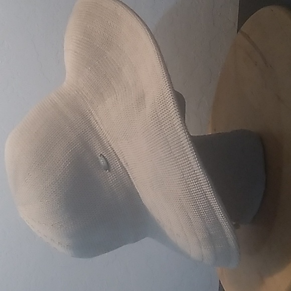 Scala hat - Picture 9 of 9